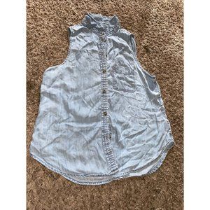 American Eagle Womens Denim Vest Lyocell Distressed Light Wash Size Medium